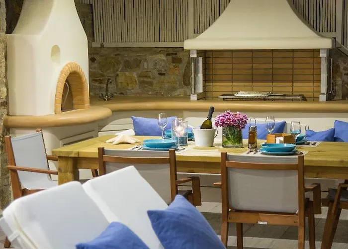 Naxos Rock Villas Hotel