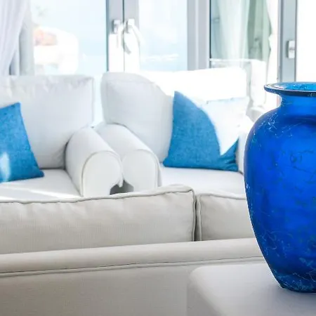 Naxos Rock Villas Hotel