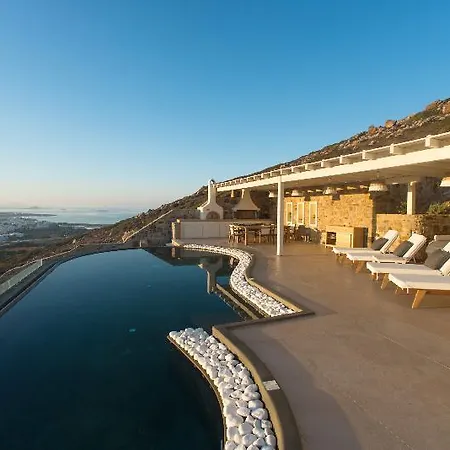 Naxos Rock Villas