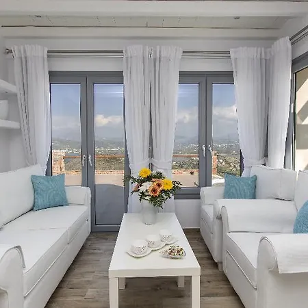 Naxos Rock Villas *